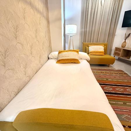 Penthouse Center Sevilla Bagian luar foto