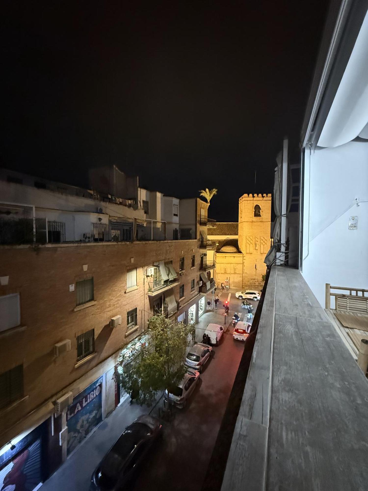 Penthouse Center Sevilla Bagian luar foto
